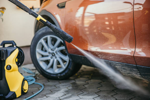 Best Commercial Building Pressure Washing  in Glyndon, MN